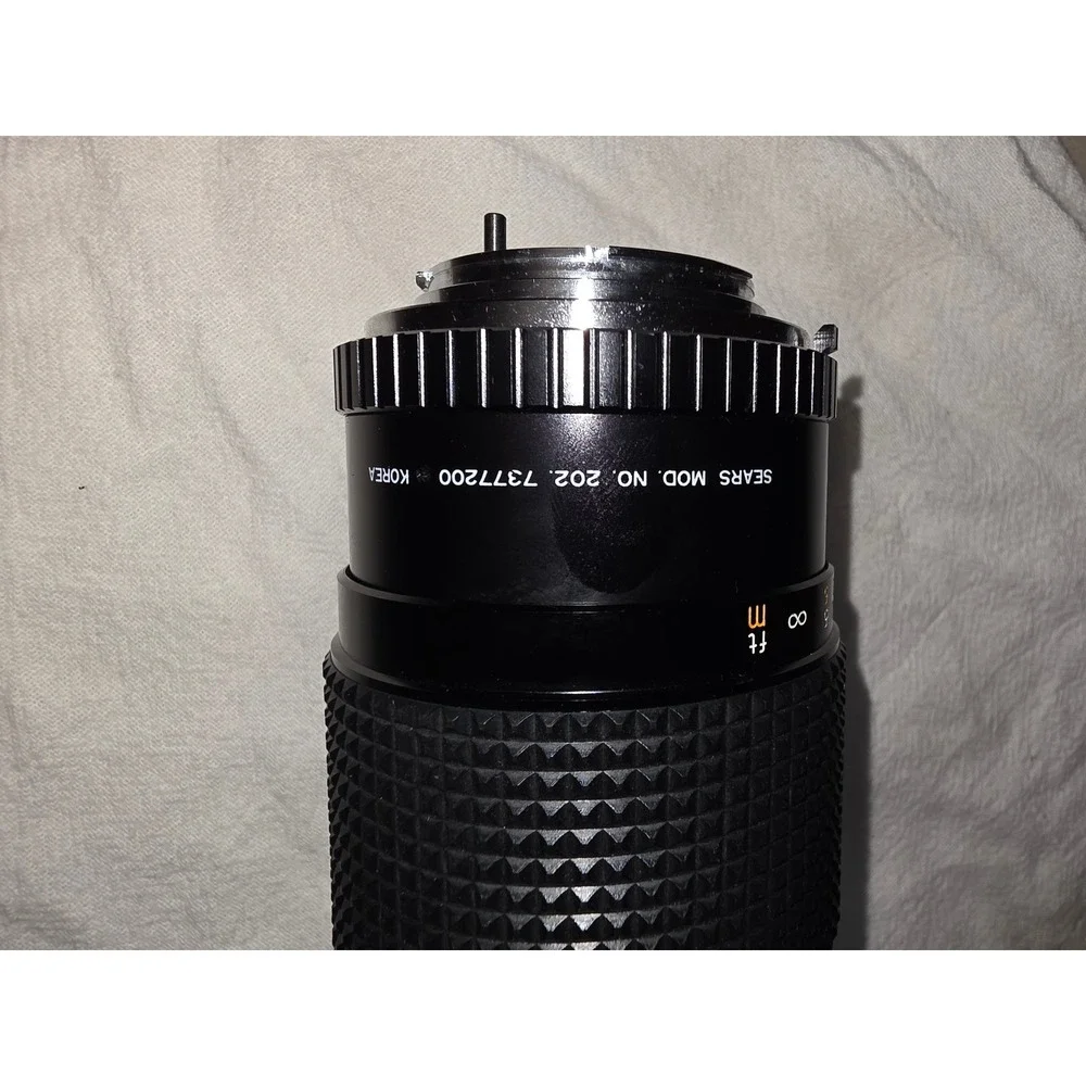 Sears 28-70mm f3.5-4.5Auto Zoom Macro Lens Minolta MD Mount with Case202.7377200